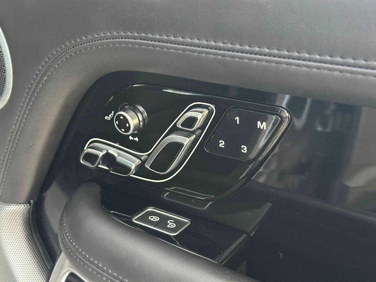 Land Rover Range Rover MV20KWK