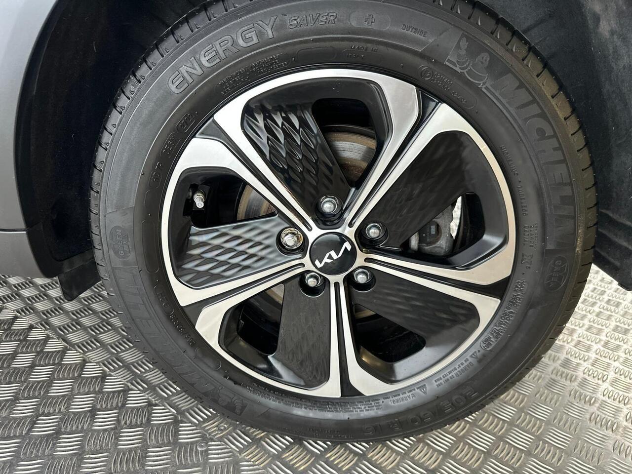 Kia XCeed SA72LBL