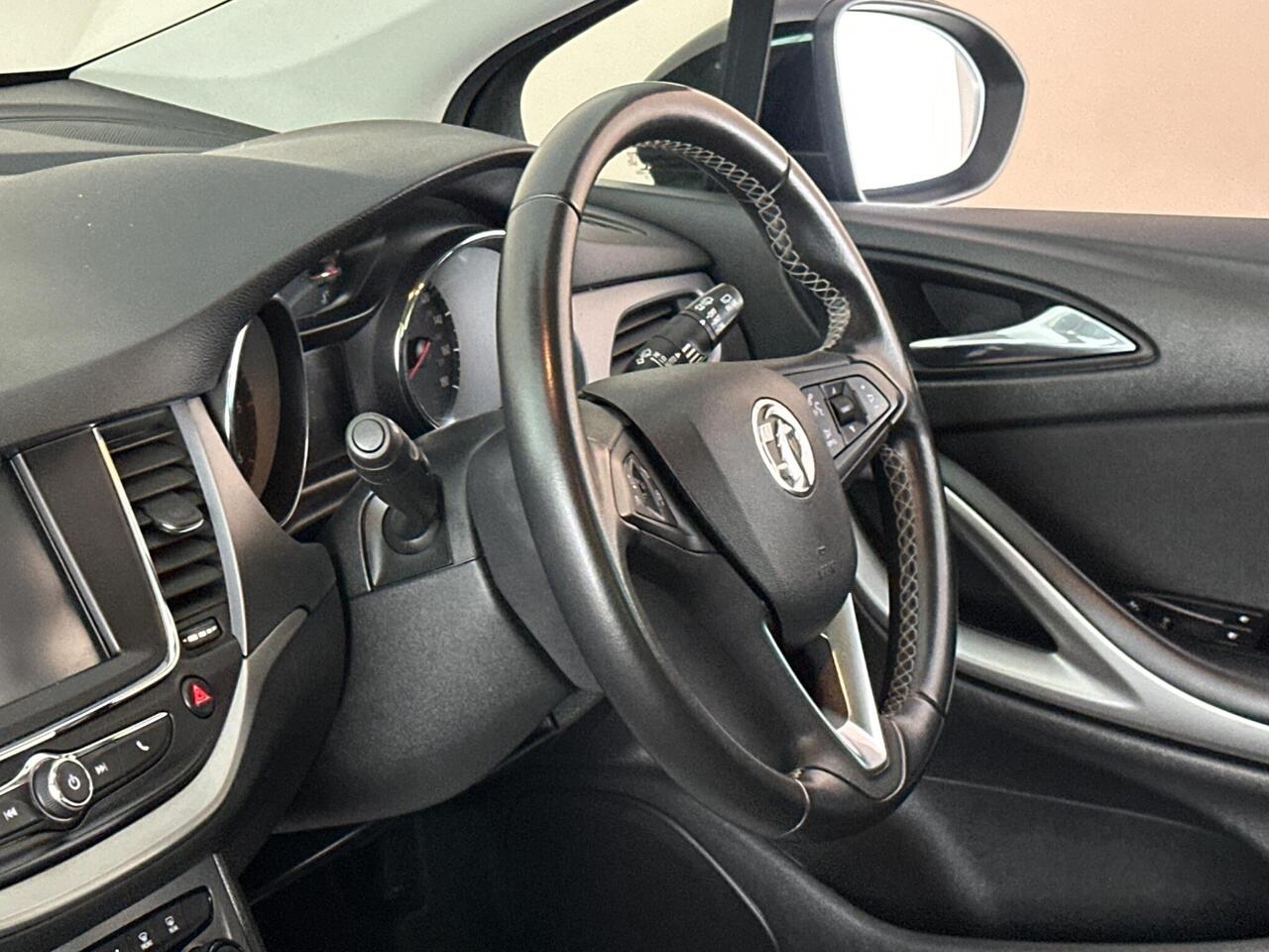 Vauxhall Astra DV68VUO