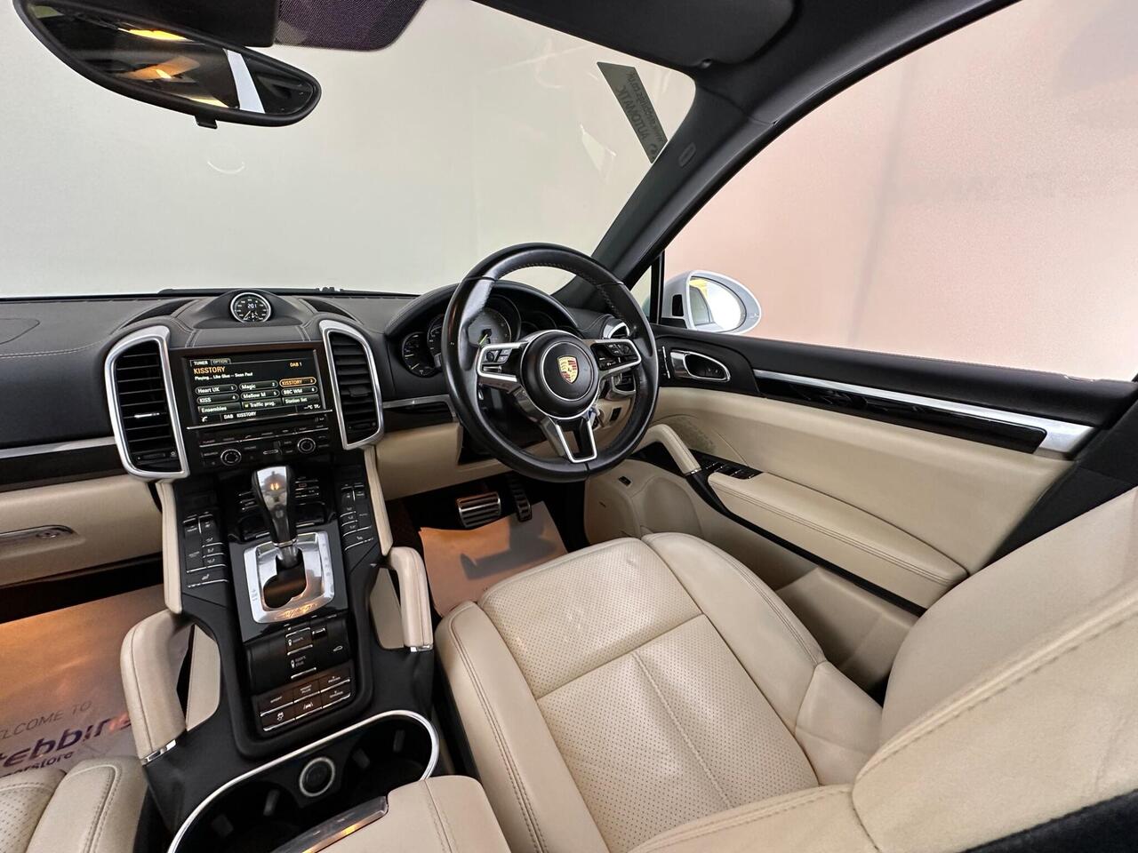 Porsche Cayenne LT65GWL