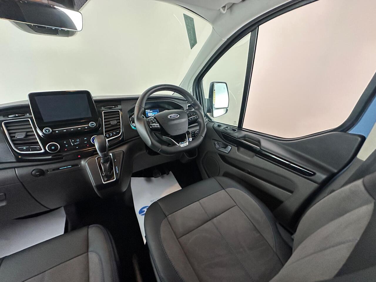 Ford Transit Custom HJ73XOD