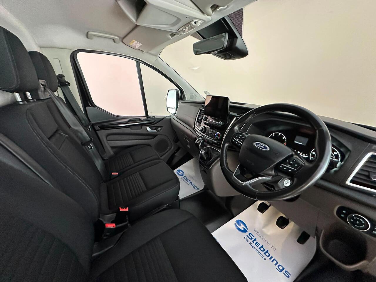 Ford Transit Custom MJ72DVO