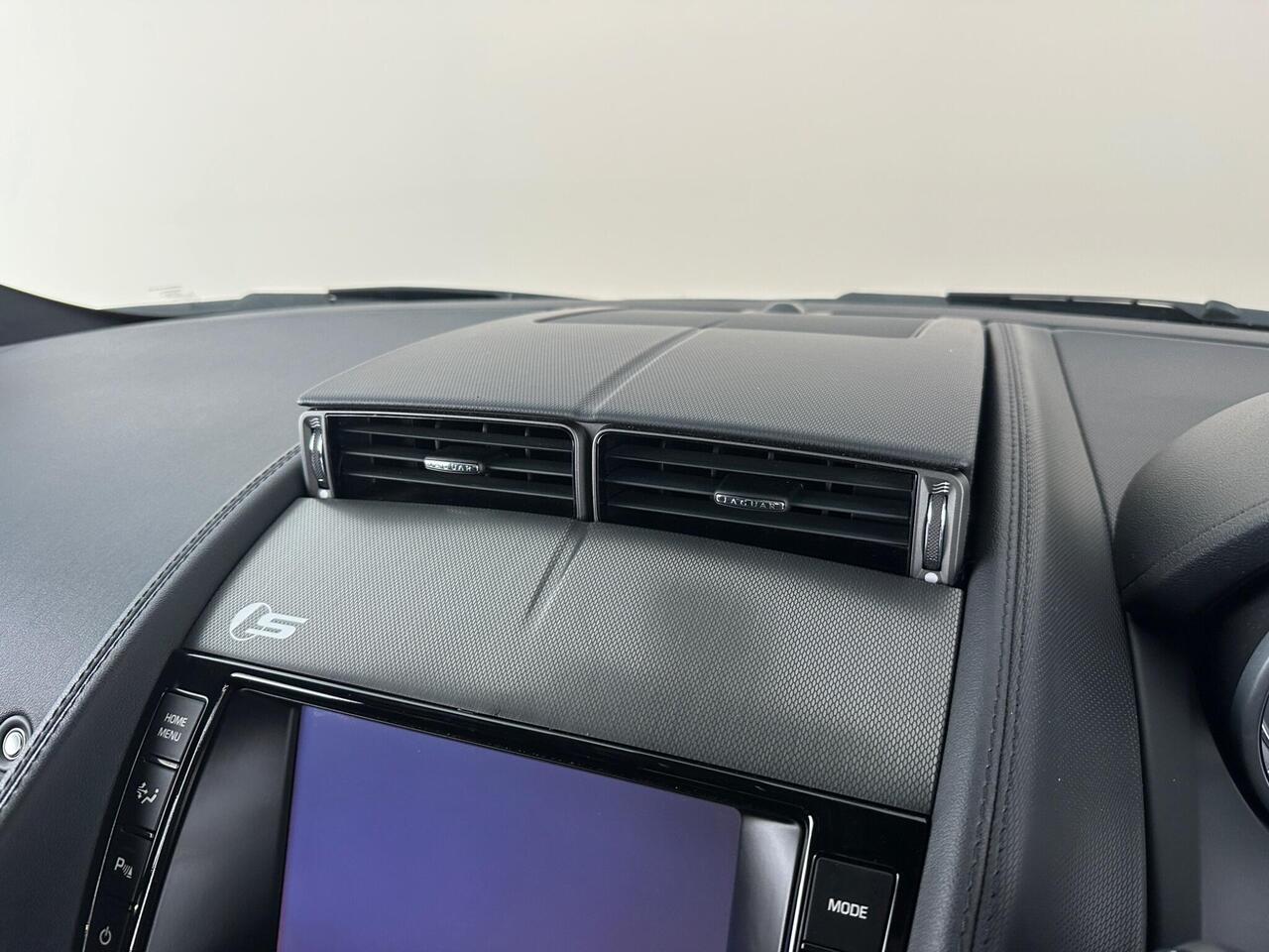 Jaguar F-Type HY64MHK