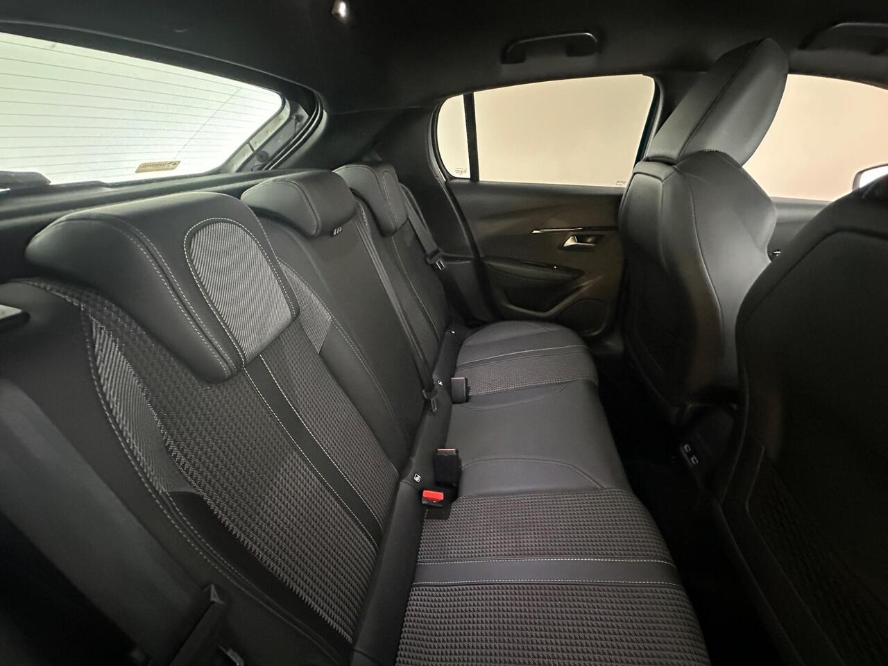 Peugeot E-208 KW20NRY