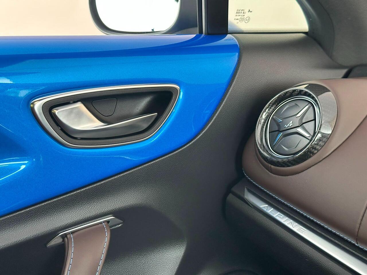 Alpine A110 CL73KHJ