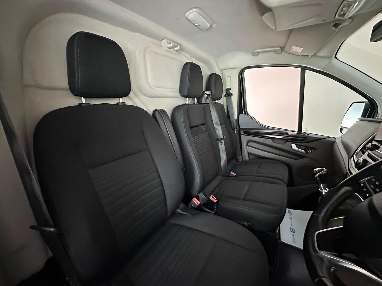 Ford Transit Custom MJ72DVO