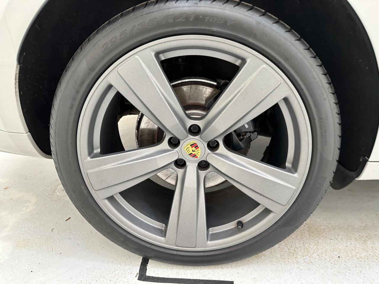 Porsche Macan SM22PHN