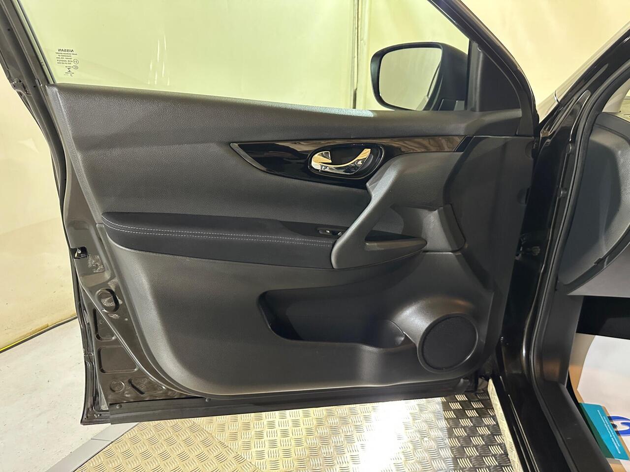 Nissan Qashqai PF70AKN