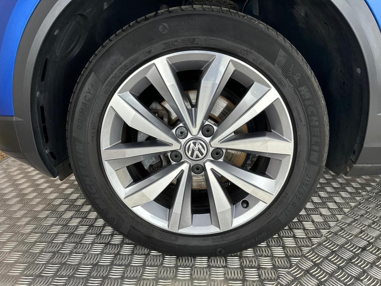 Volkswagen T-Roc DA69JFF