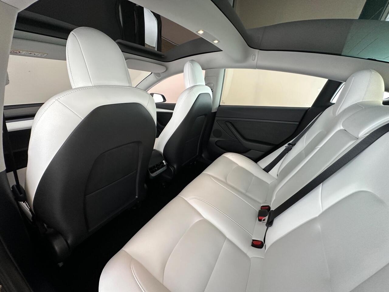 Tesla Model 3 SJ23ZWP
