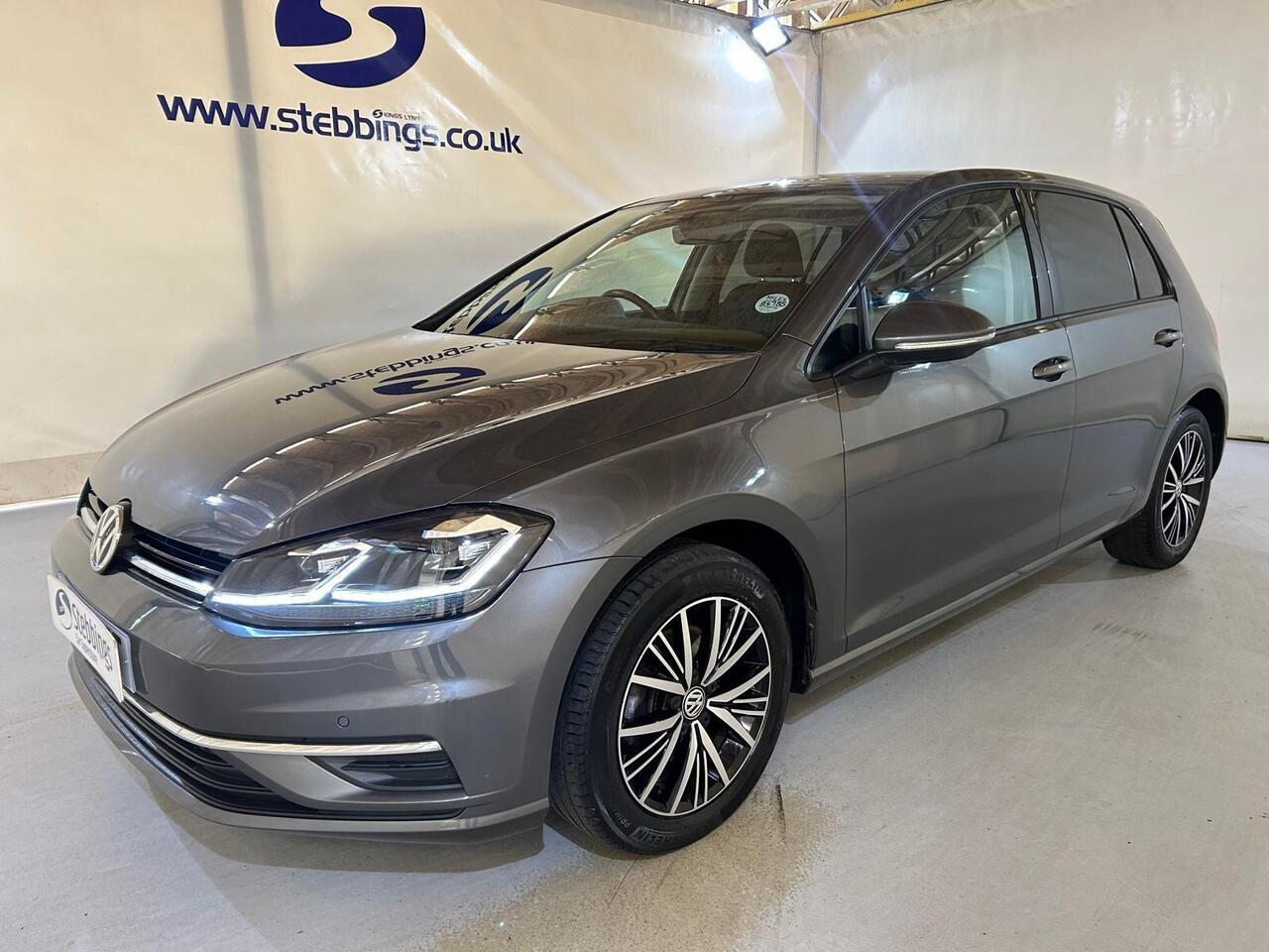 Volkswagen Golf AE67OET
