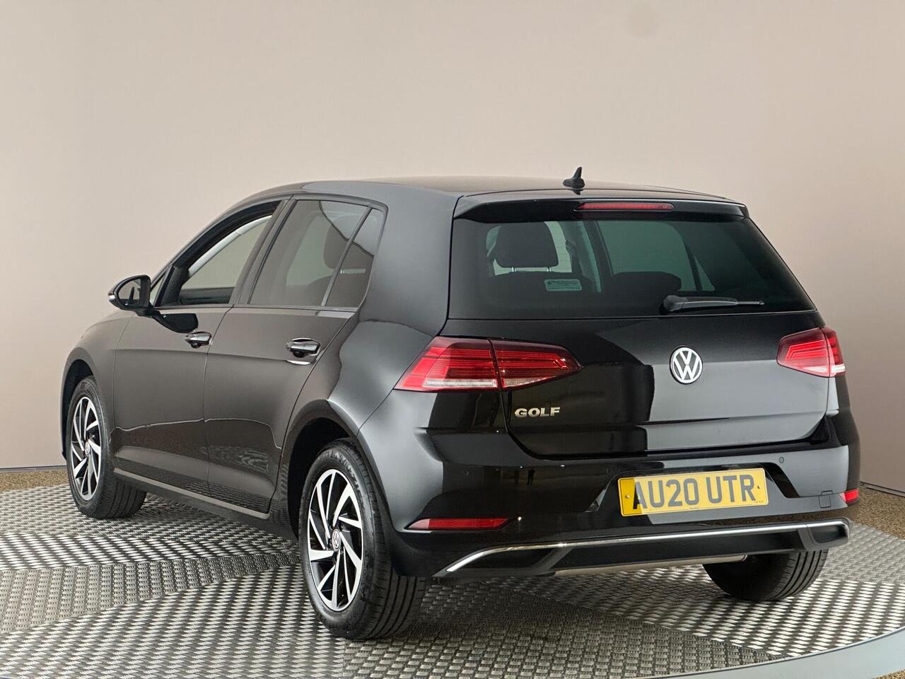 Volkswagen Golf AU20UTR
