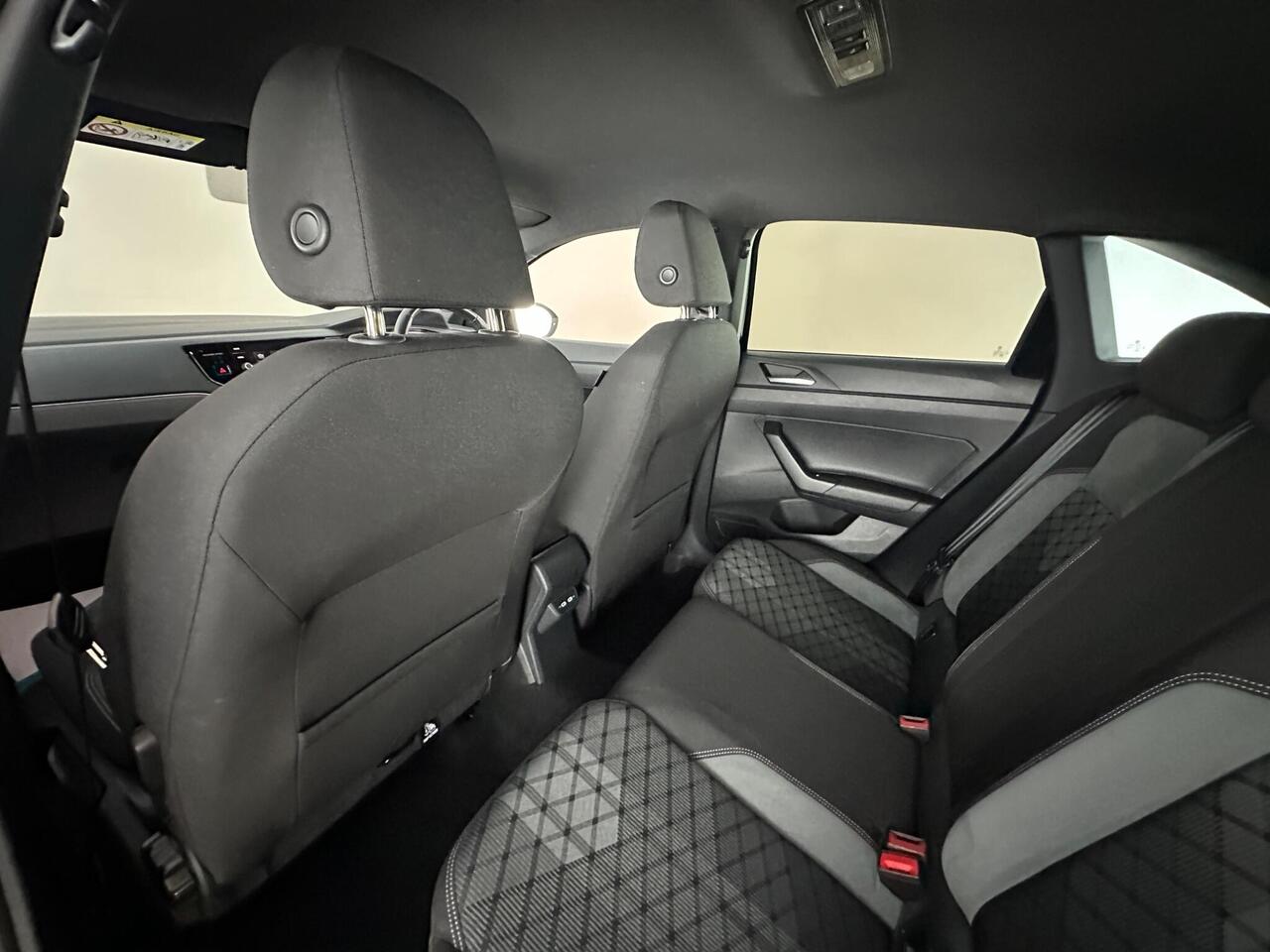 Volkswagen Taigo VN23YAF