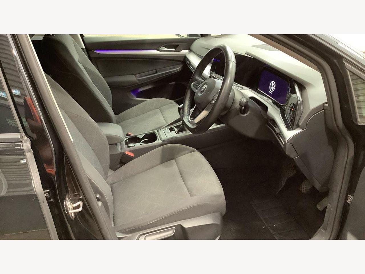 Volkswagen Golf MT70VJD