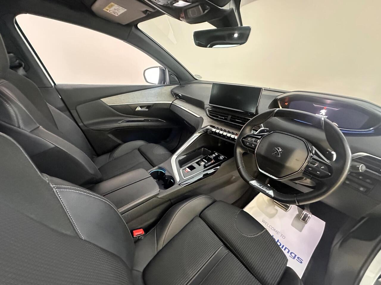 Peugeot 5008 DL23VUJ