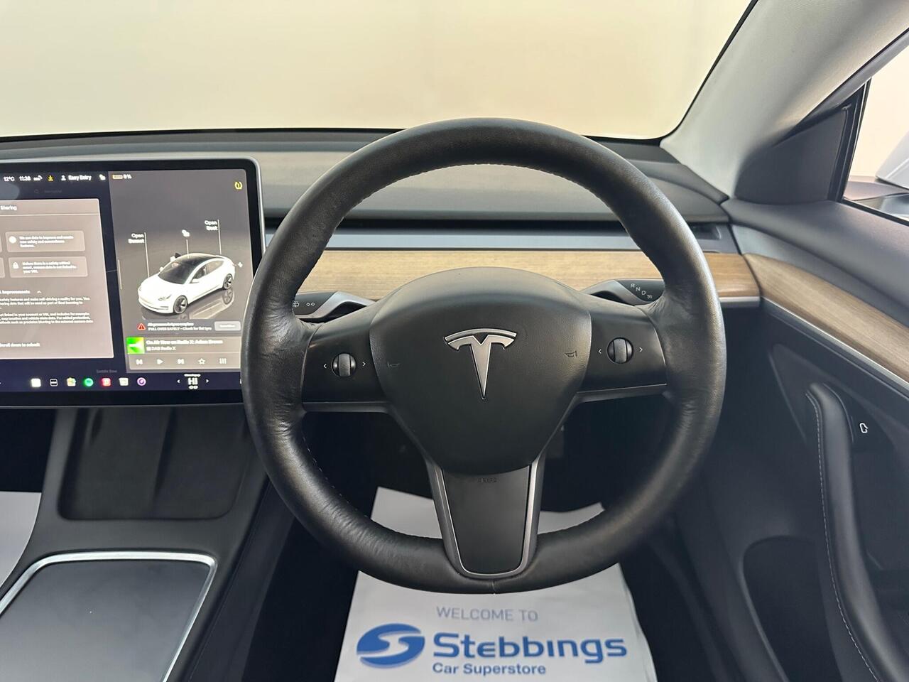Tesla Model 3 AF72VRV