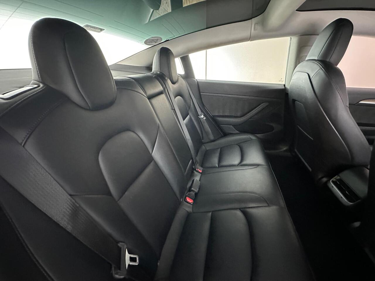 Tesla Model 3 AF72VMM