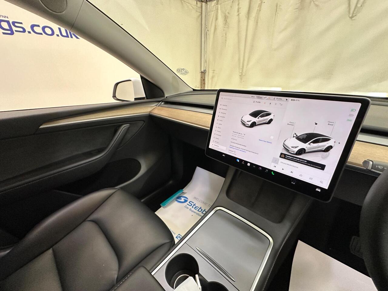Tesla Model Y MW22ZYE