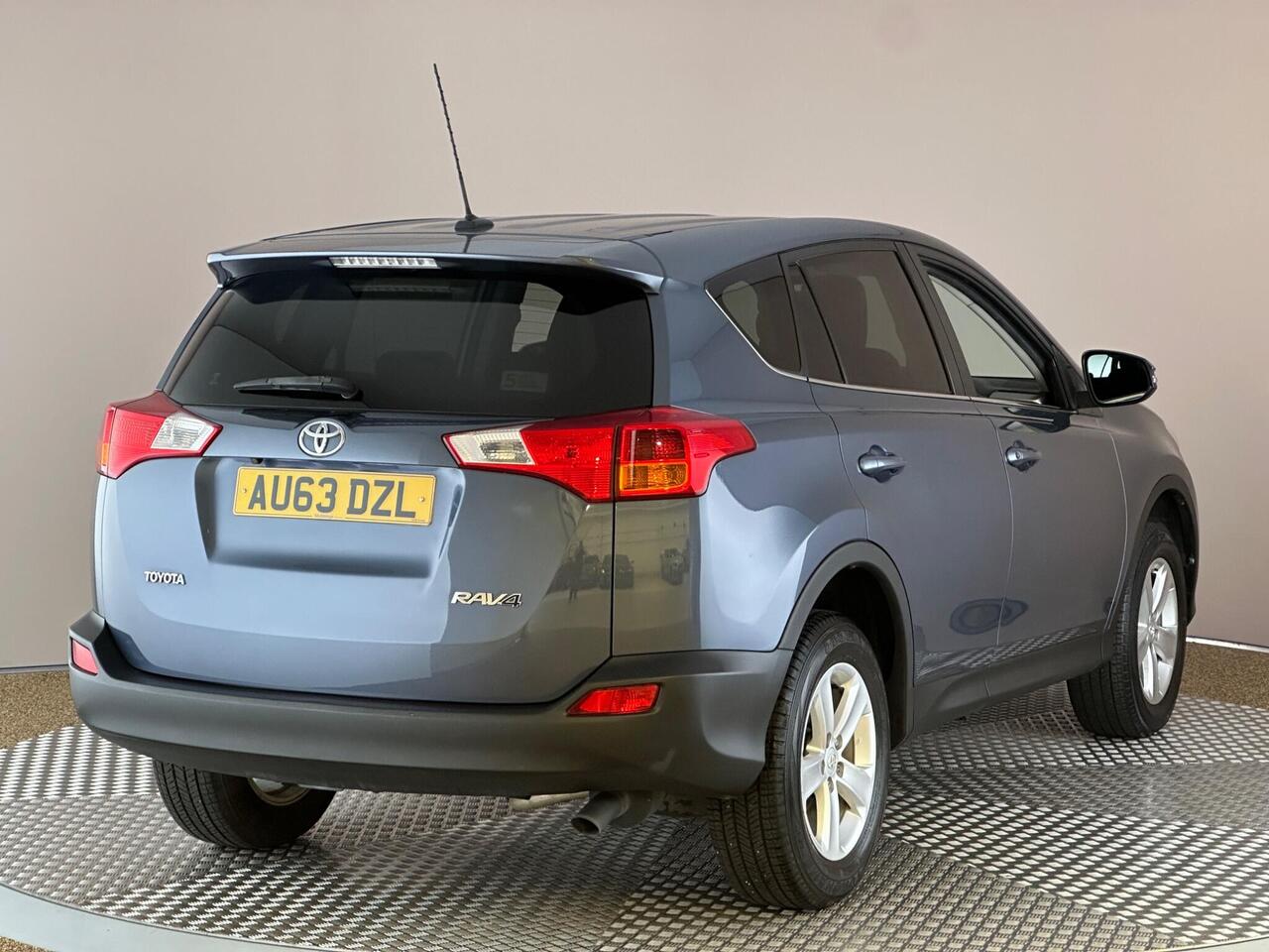 Toyota RAV4 AU63DZL