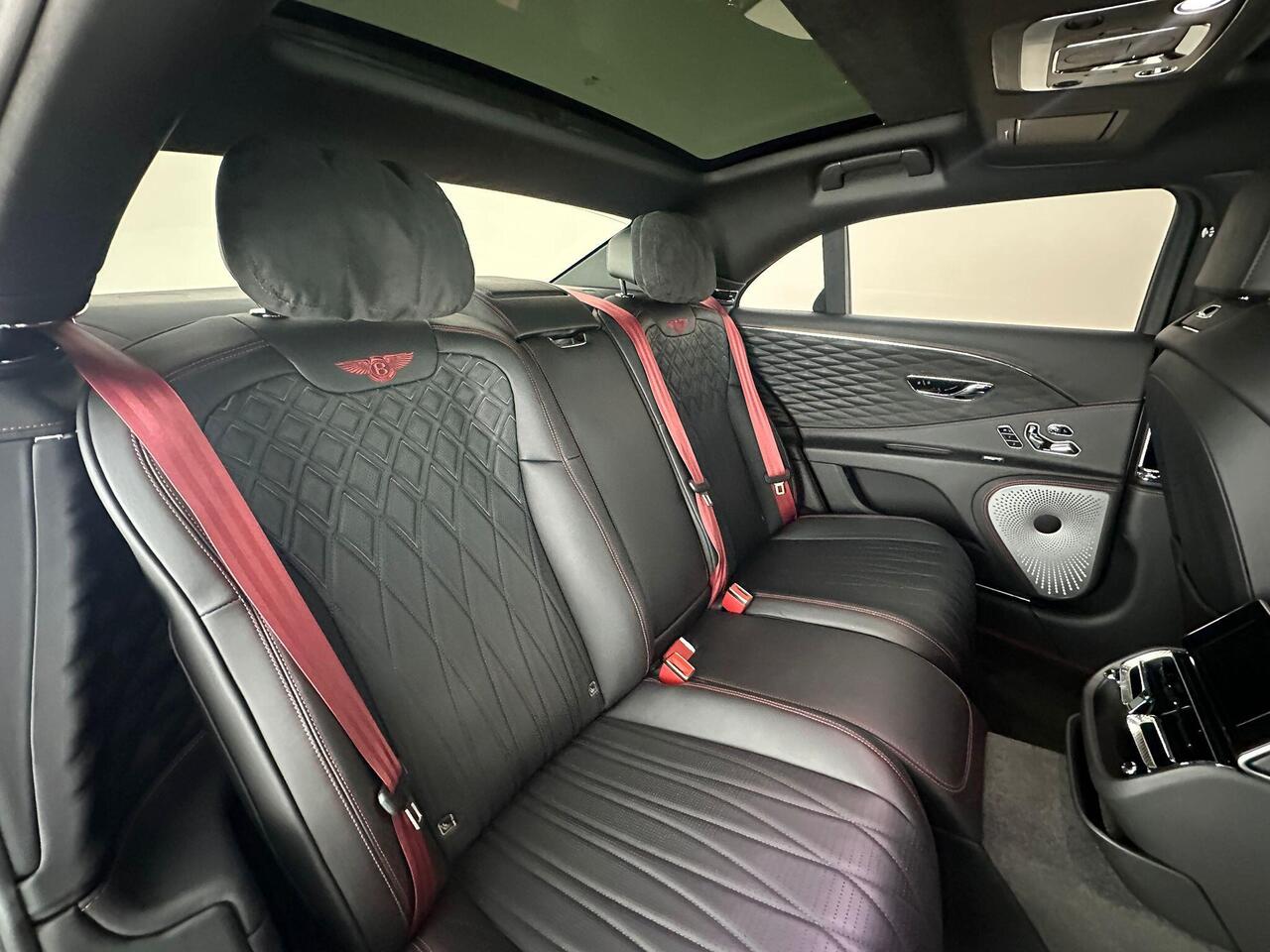 Bentley Flying Spur SN71VZD