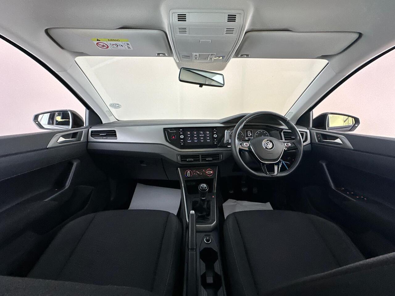 Volkswagen Polo AO18LLA