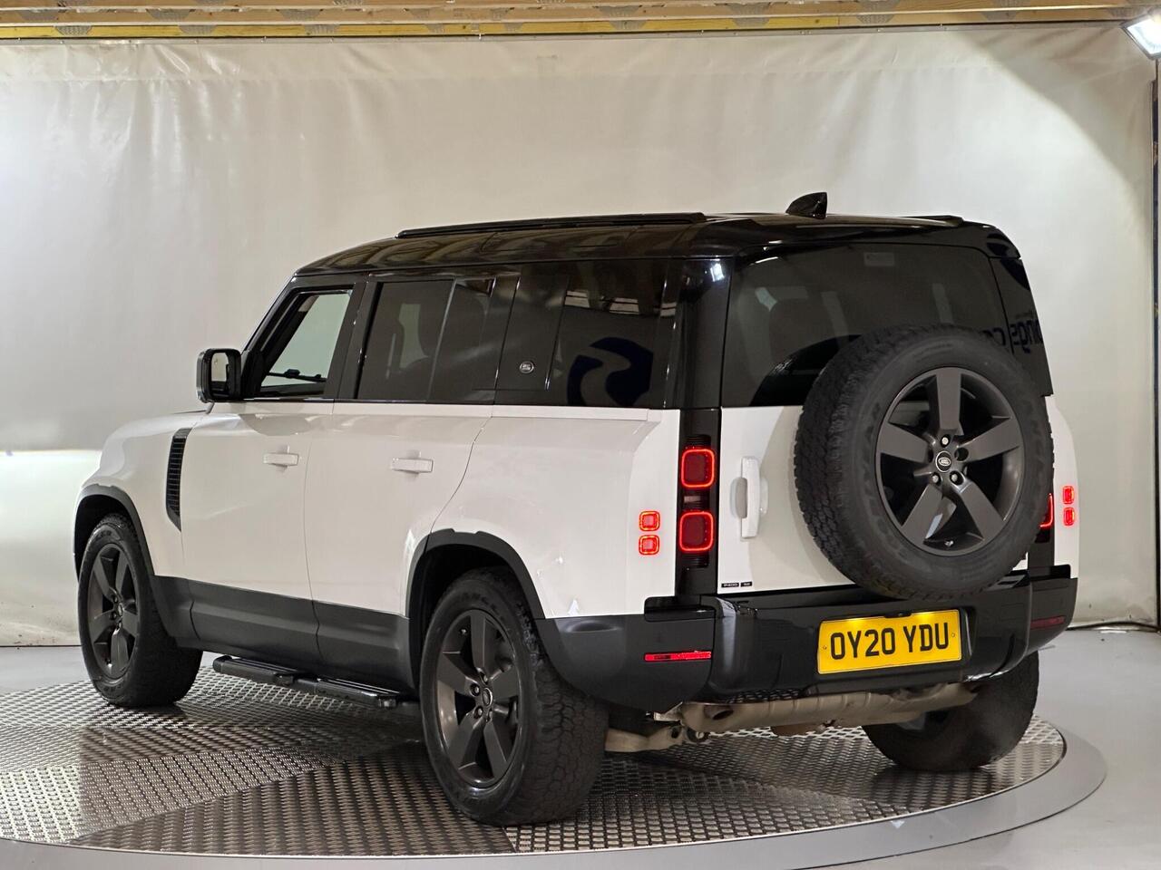 Land Rover Defender 110 OY20YDU