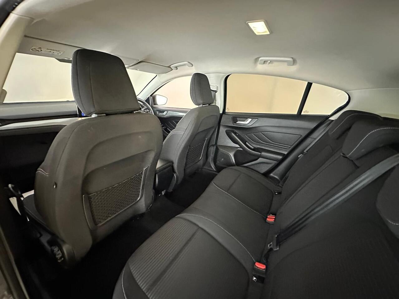 Ford Focus AO69TXA
