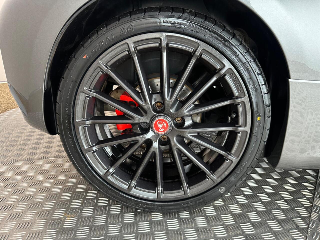 Abarth 595C RO22DDX