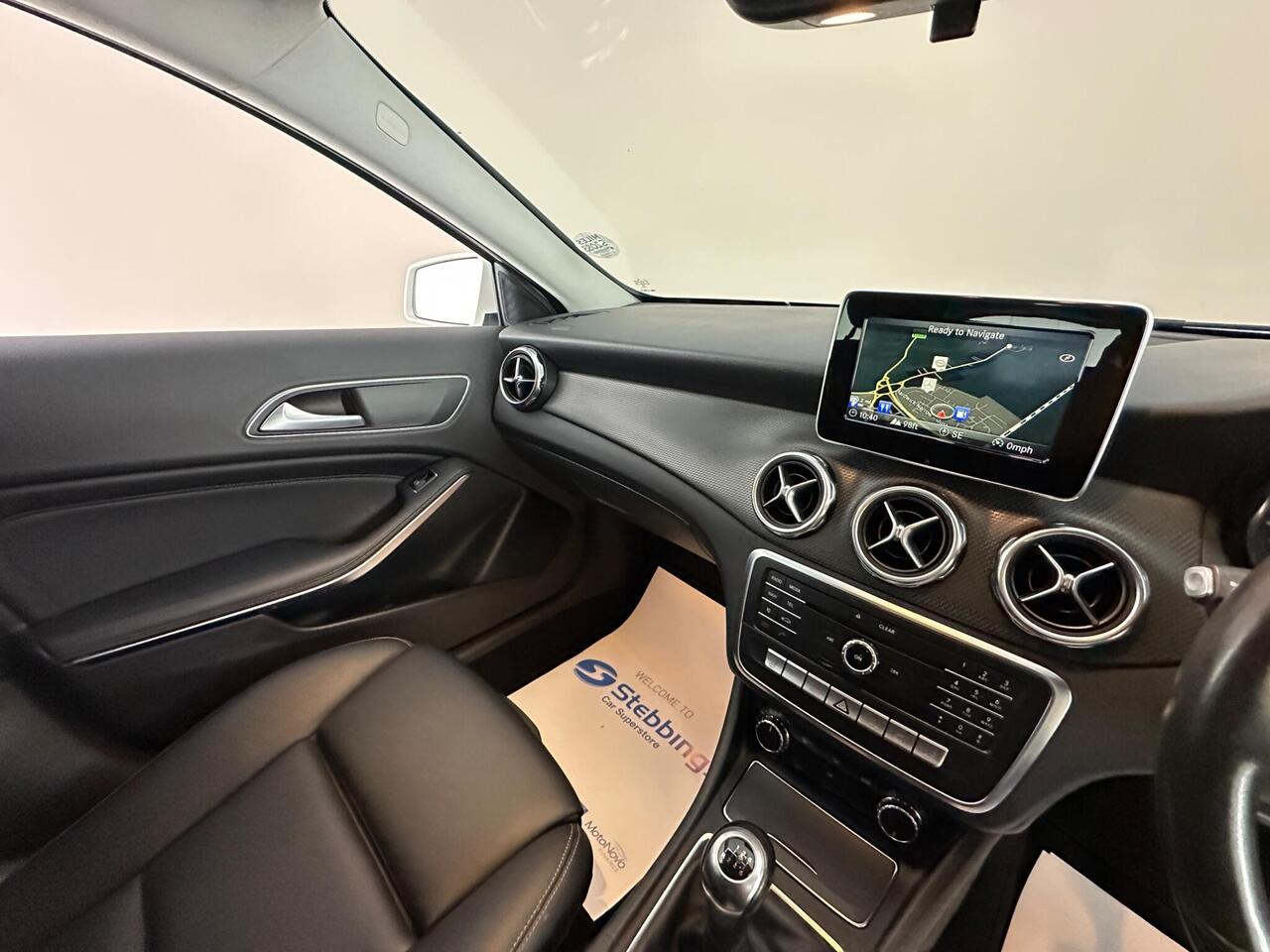 Mercedes-Benz GLA YG68UZR