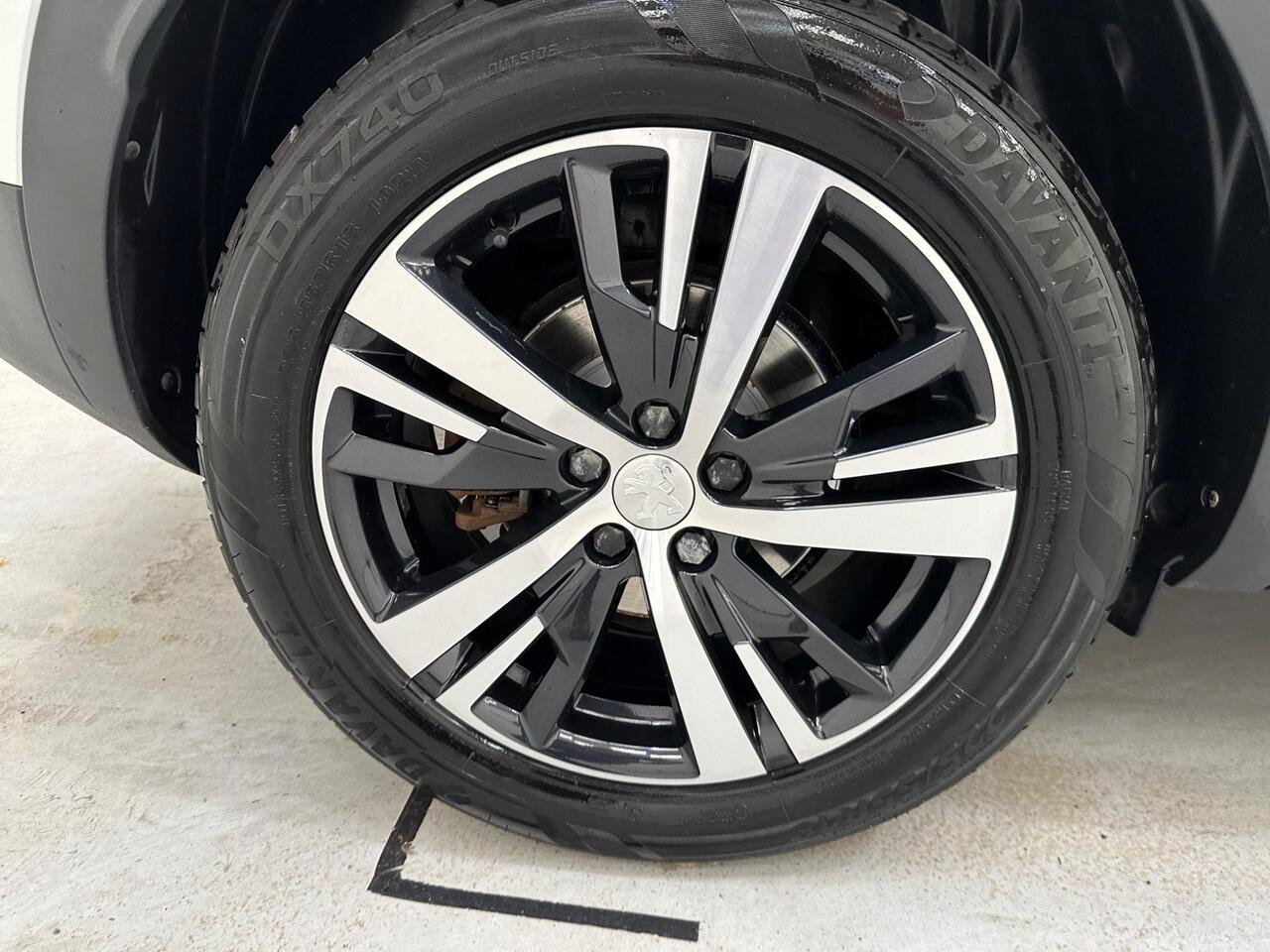 Peugeot 3008 KP69UZV