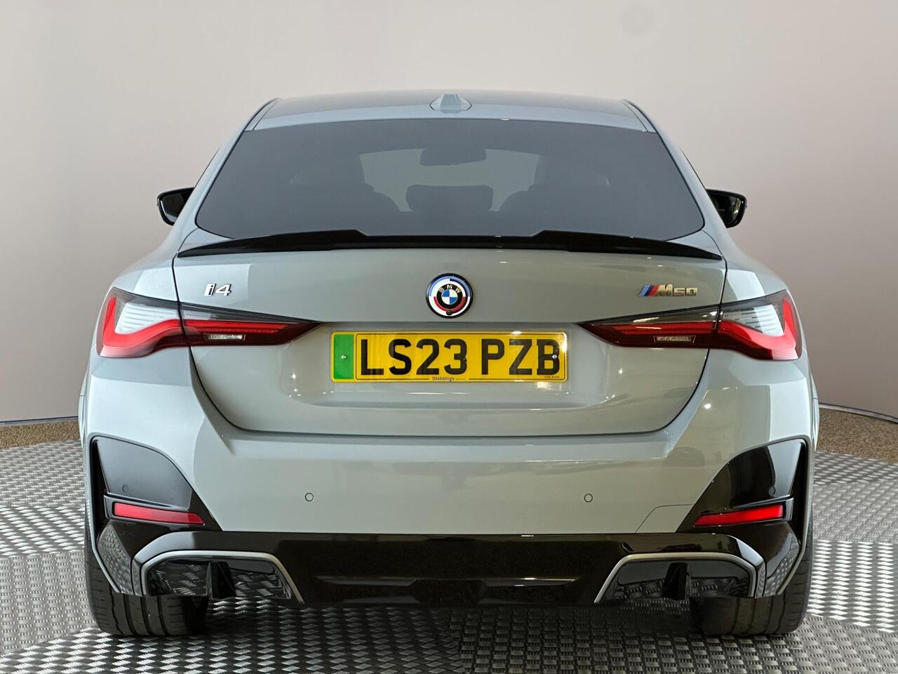 BMW i4 LS23PZB