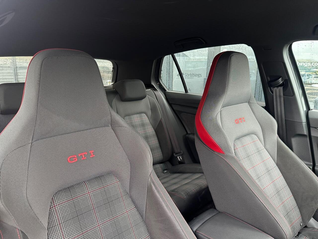 Volkswagen Golf AO25XUN