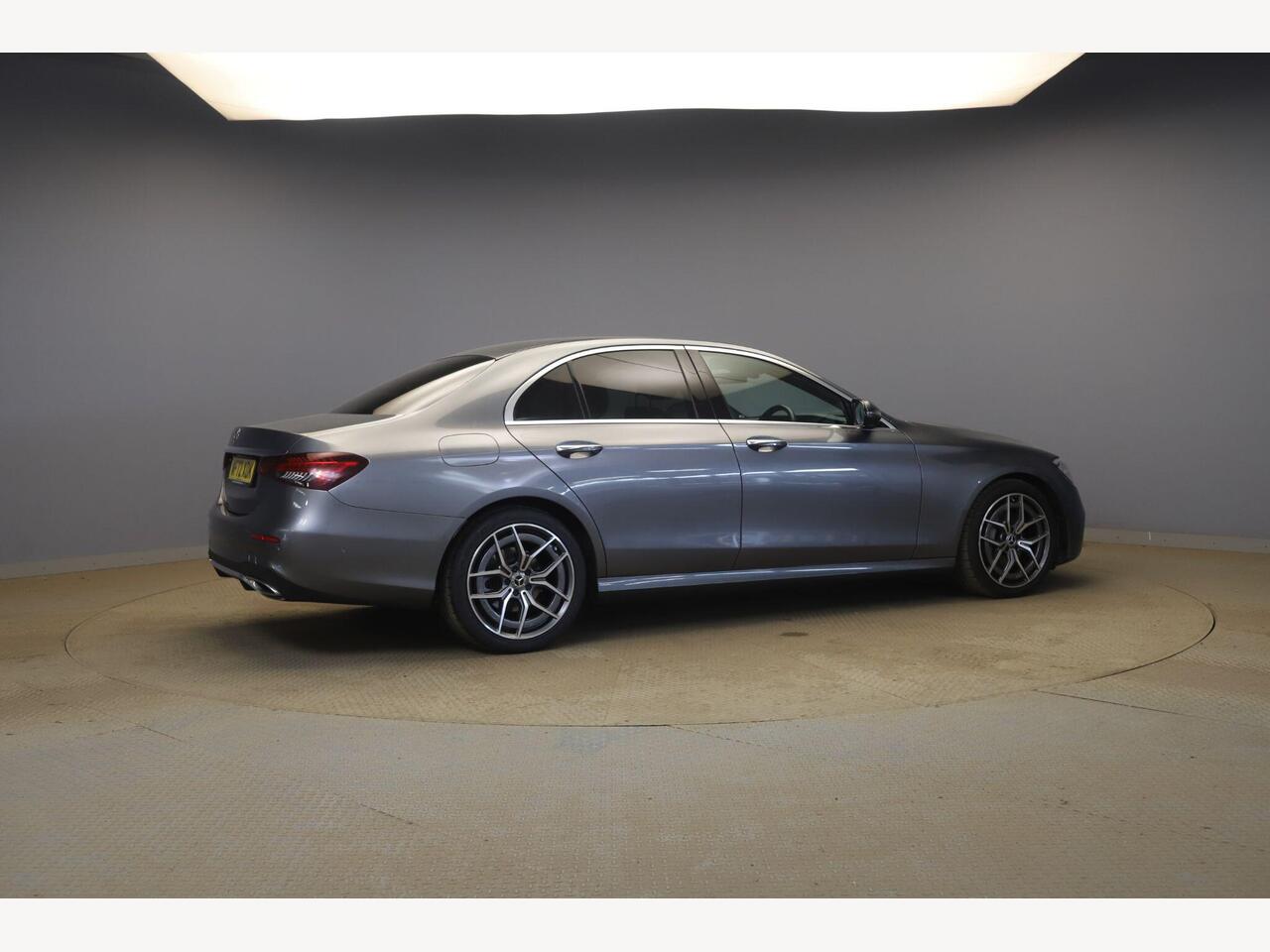 Mercedes-Benz E Class WF72XDK