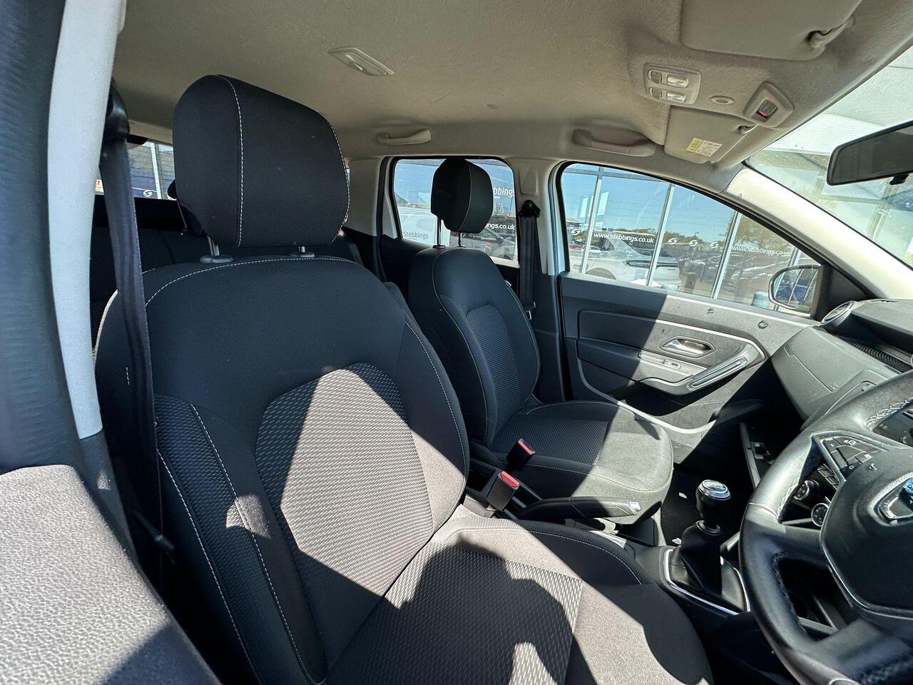 Dacia Duster CE19KKD