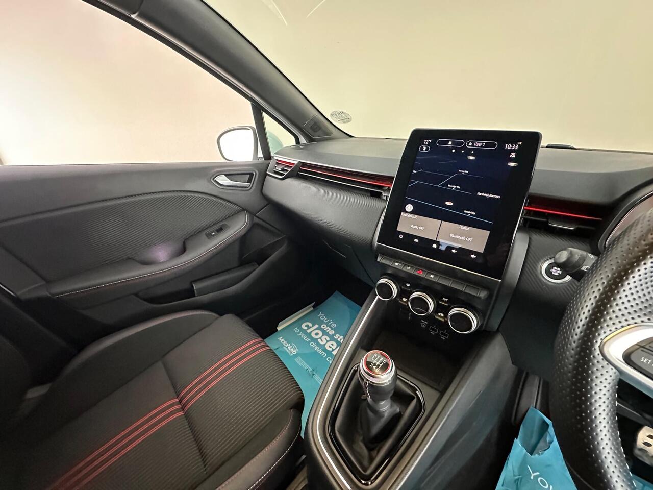 Renault Clio DN22BYC