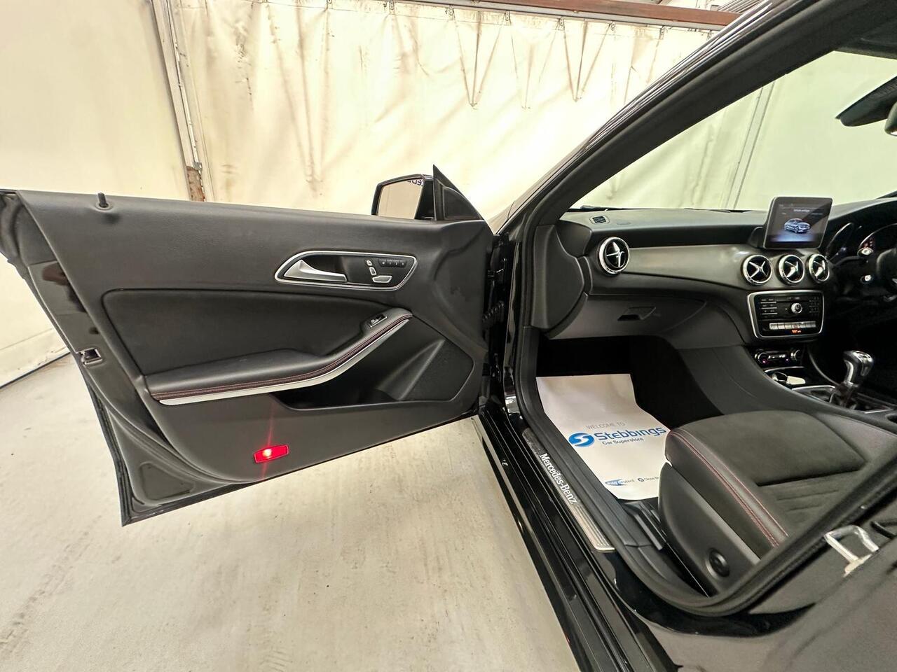 Mercedes-Benz CLA WX19OCJ
