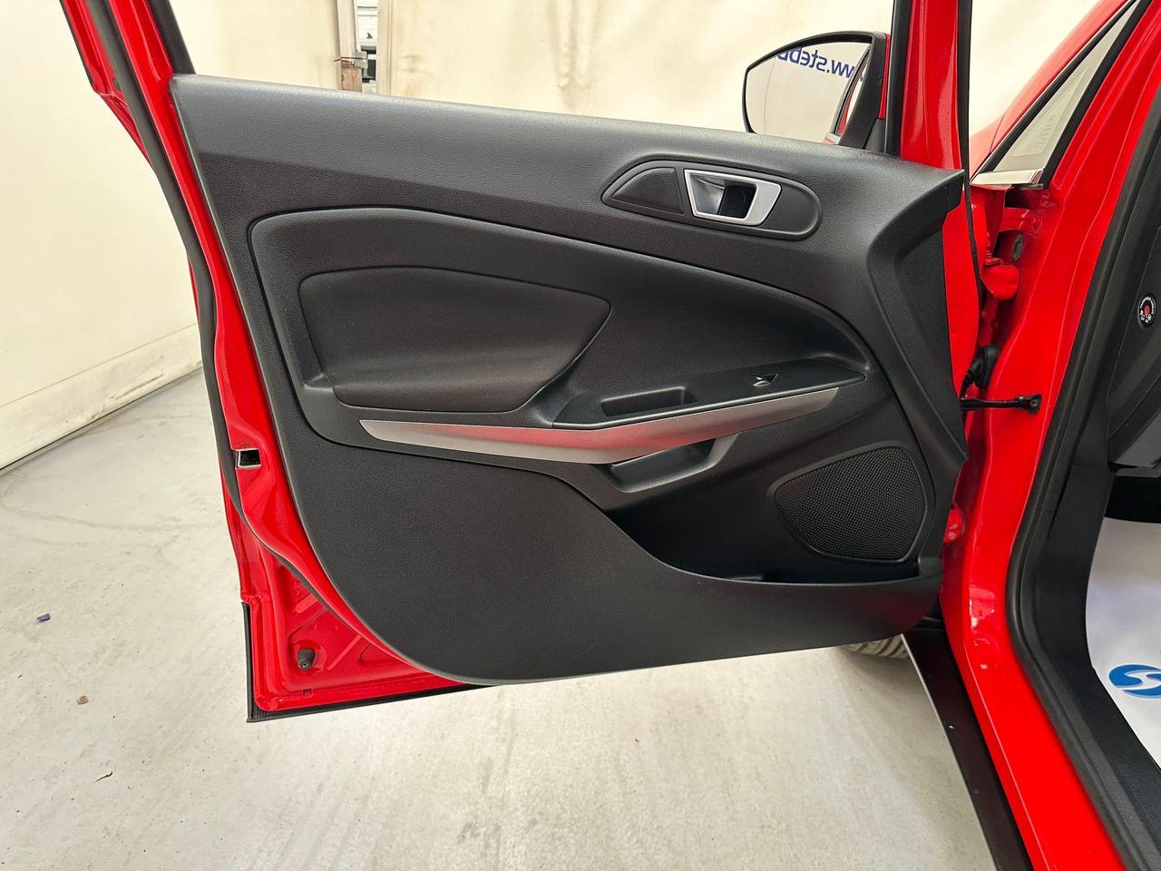 Ford EcoSport NY68JNN