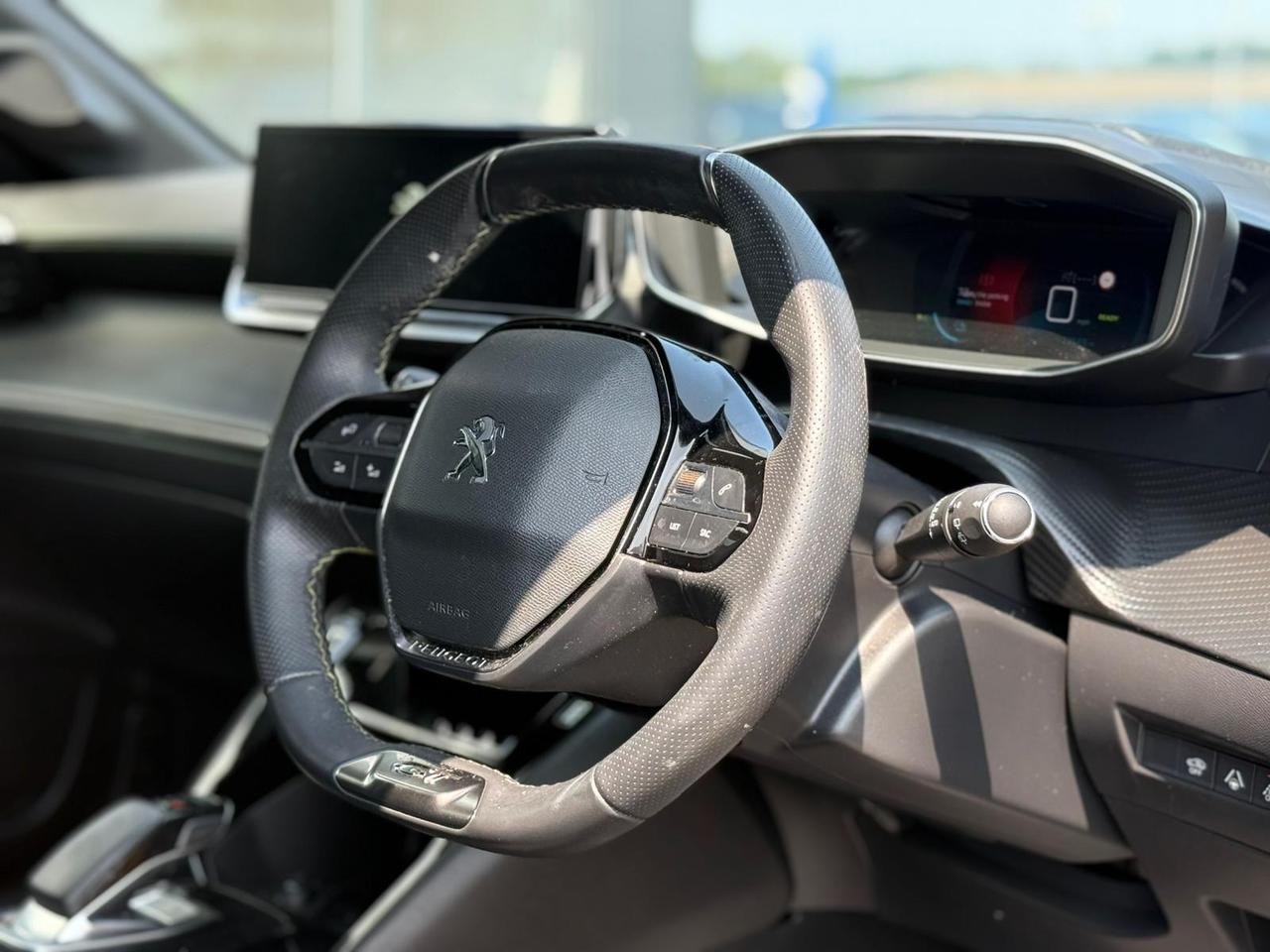 Peugeot E-208 WG71HWB