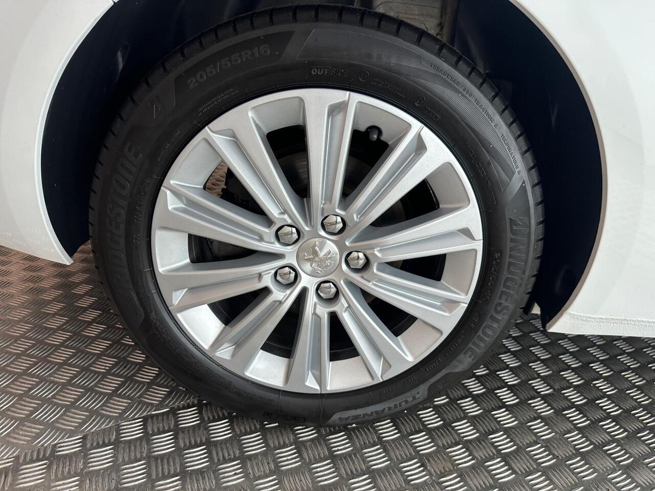 Peugeot 308 SW YB21VWC