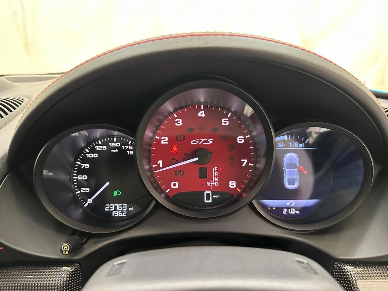 Porsche 718 Cayman AF19HFM
