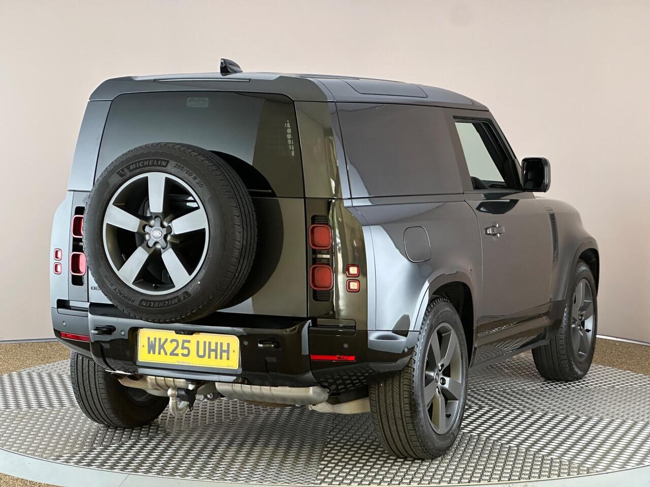 Land Rover Defender 90 WK25UHH