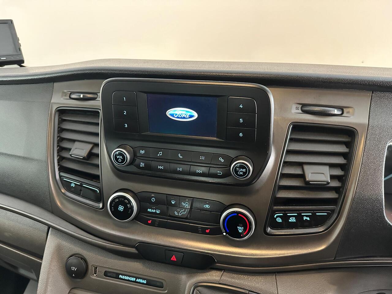 Ford Tourneo Custom FL72KVT