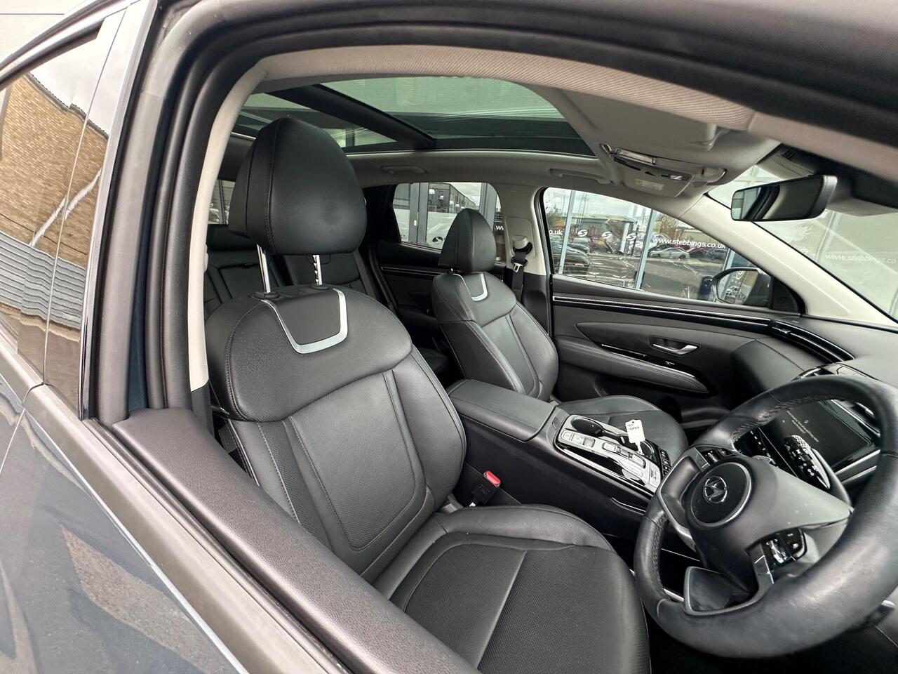 Hyundai TUCSON LE23RTZ