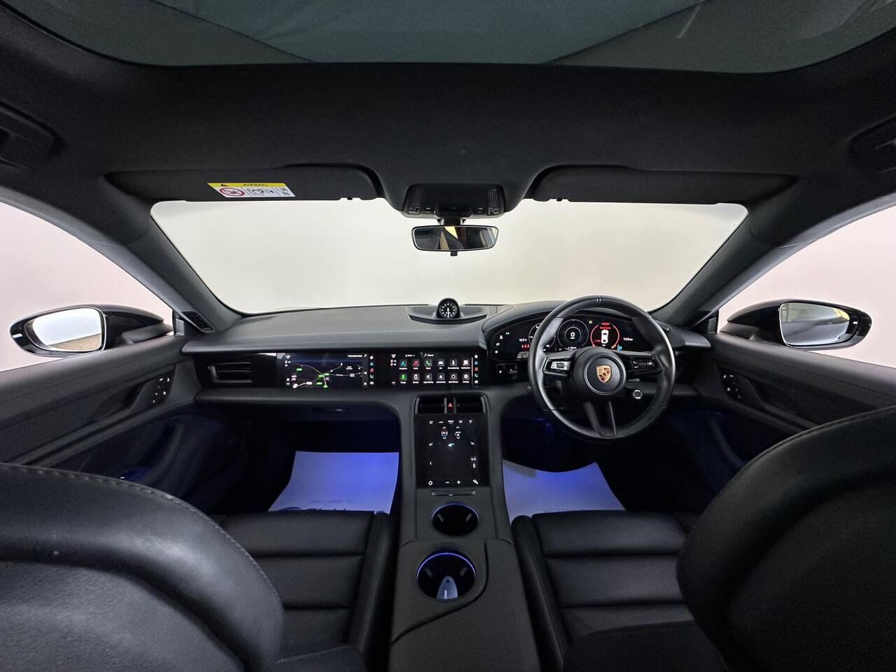 Porsche Taycan YX73ZWJ