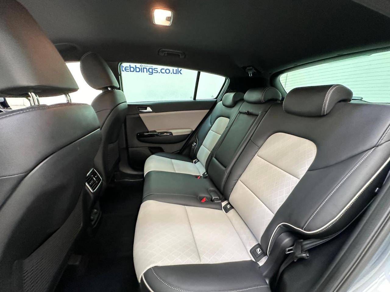 Kia Sportage AJ70VWM