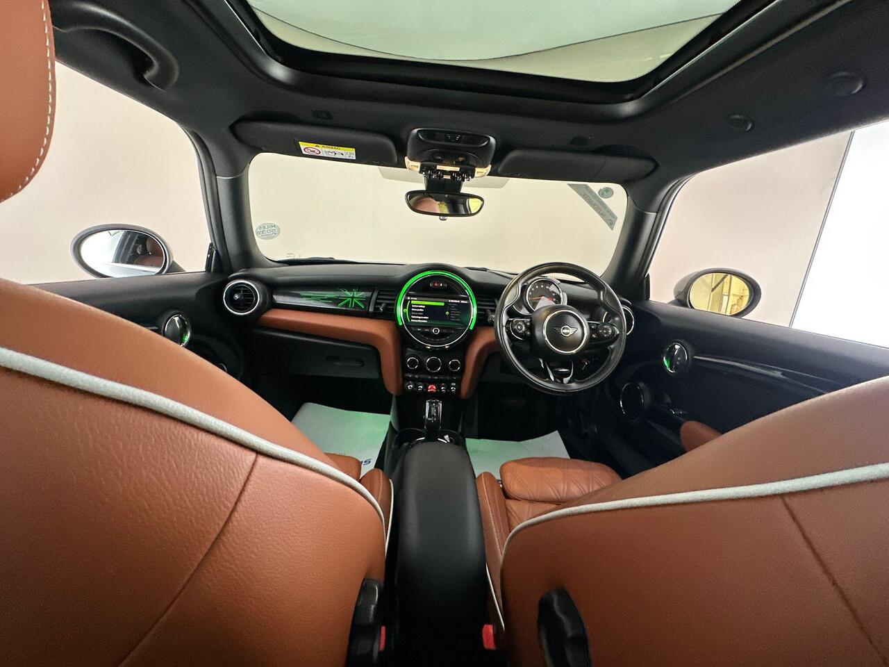 MINI Hatch LR19JVP