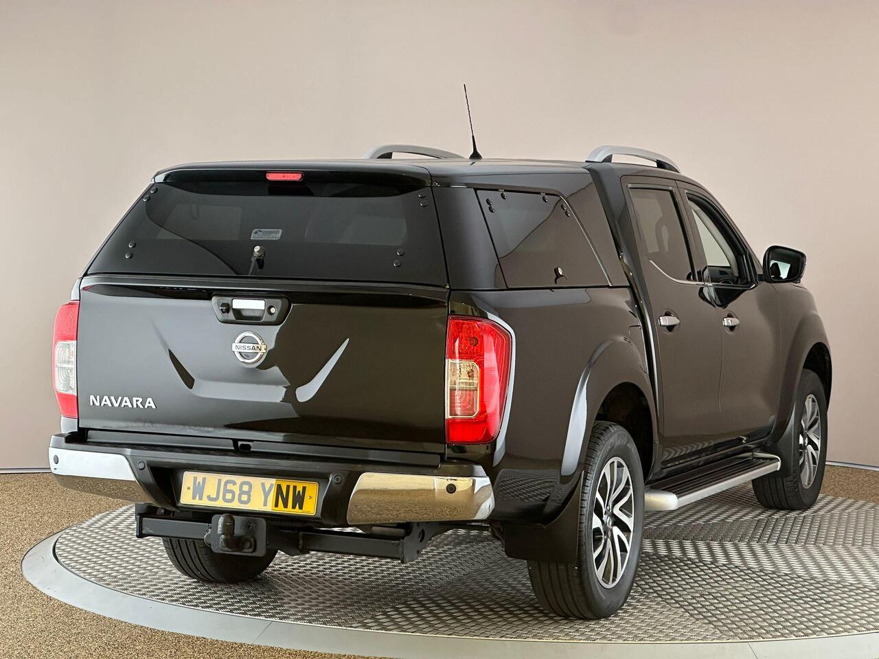 Nissan Navara WJ68YNW