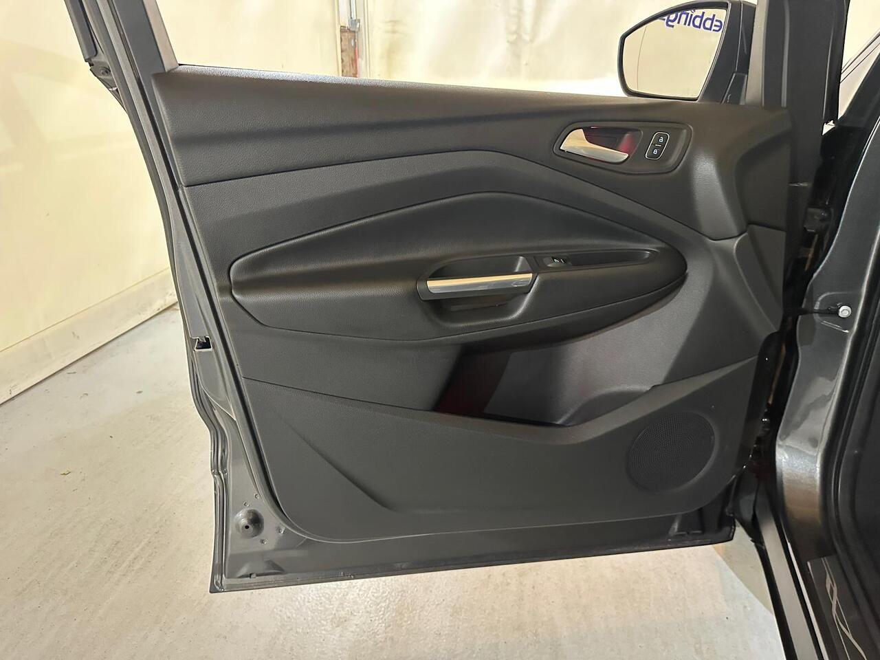 Ford Kuga WP69NDL