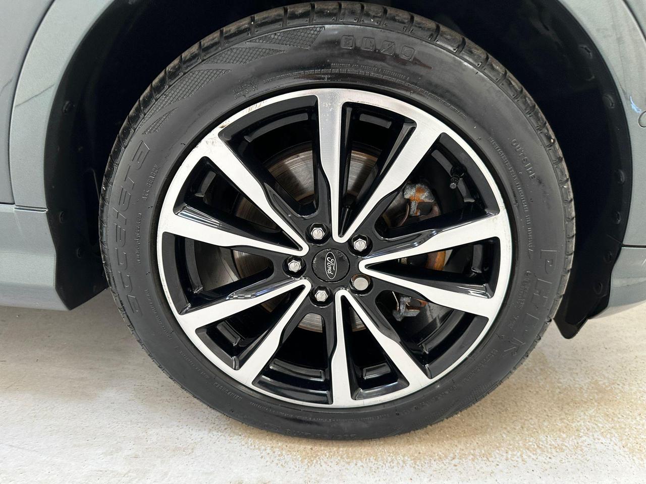 Ford Kuga AY17NRV