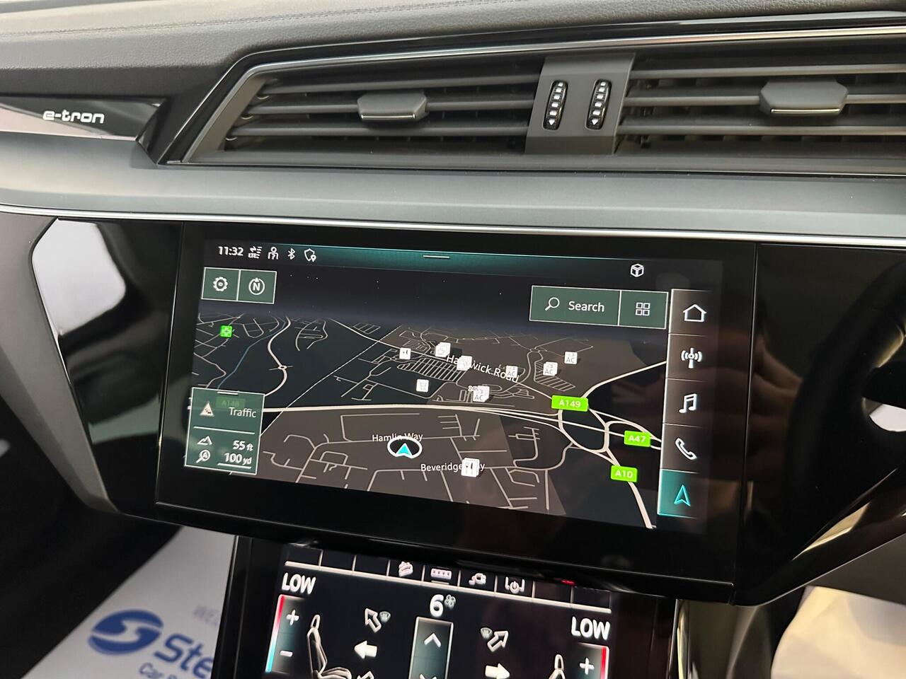 Audi e-tron RY21HHX